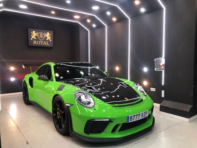 Coche Porsche Negro y Verde